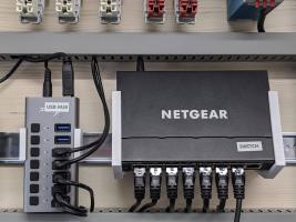 Switch 8-port DIN